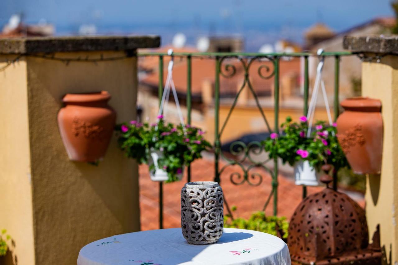 B&B Buonfiglio Cicconcelli - Terrazza Panoramica Frascati Eksteriør bilde